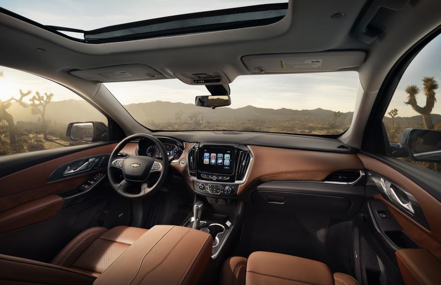 Торпедо Chevrolet Traverse 2017 года  (фото 9 из 61)